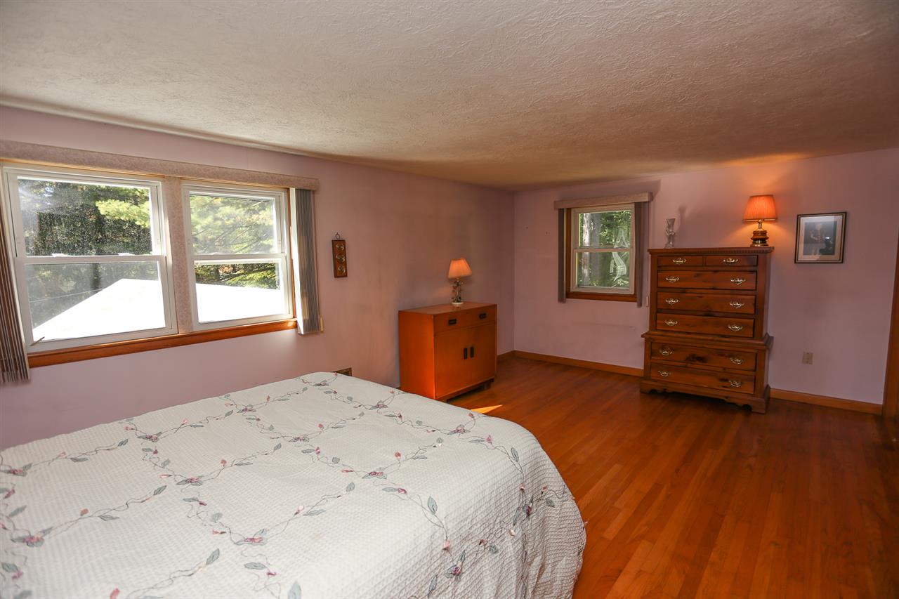 21 Goonan Road Hooksett, NH 03106 - Photo 25 of 40