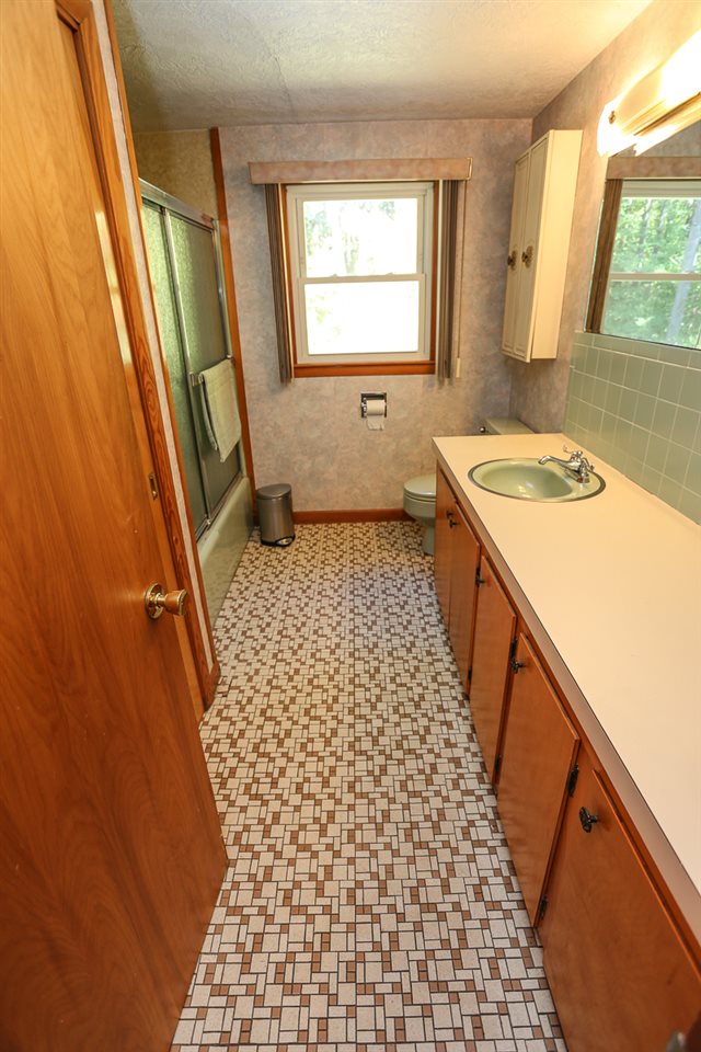 21 Goonan Road Hooksett, NH 03106 - Photo 27 of 40