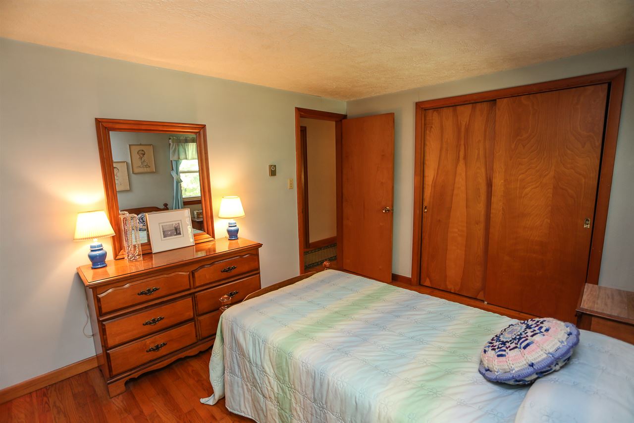 21 Goonan Road Hooksett, NH 03106 - Photo 30 of 40