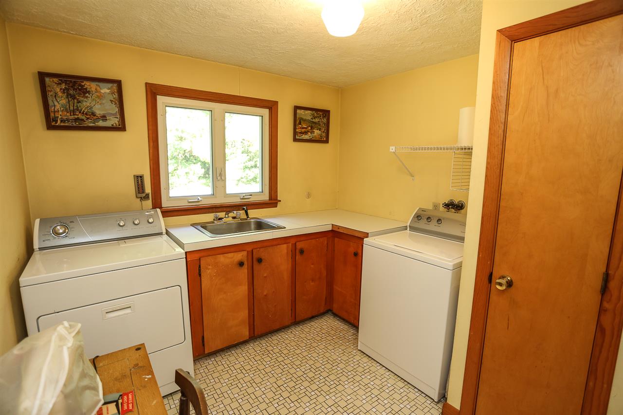 21 Goonan Road Hooksett, NH 03106 - Photo 9 of 40