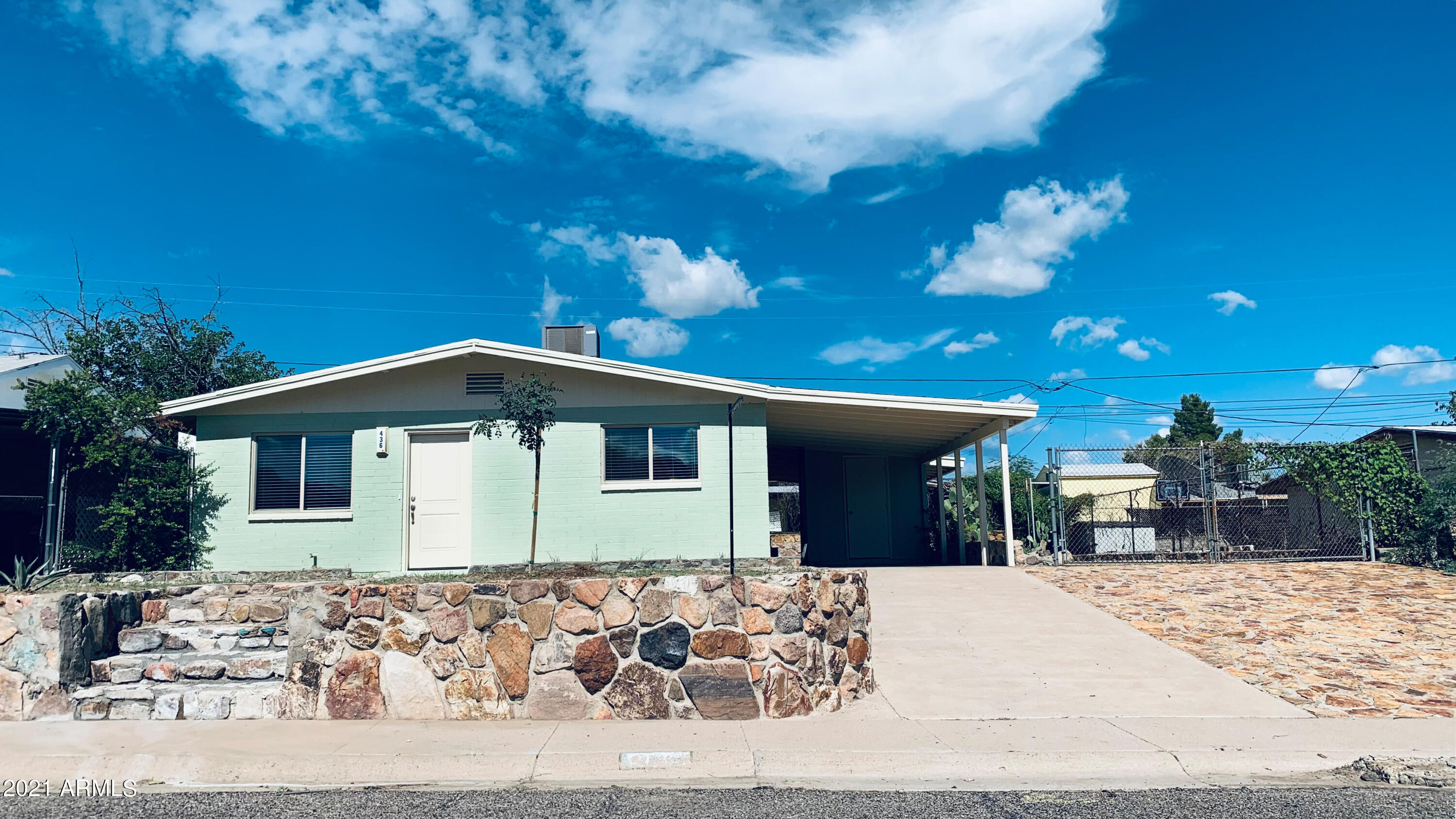 436 Hartford Road Kearny, AZ 85137 - Photo 2 of 26 Front Closer