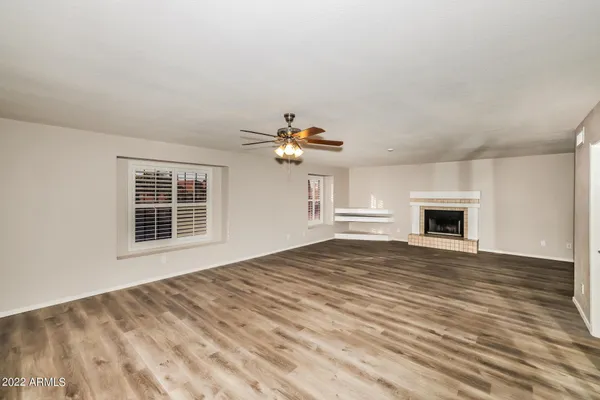 $3,650 | 6934 West Kristal Way, Glendale, AZ 85308