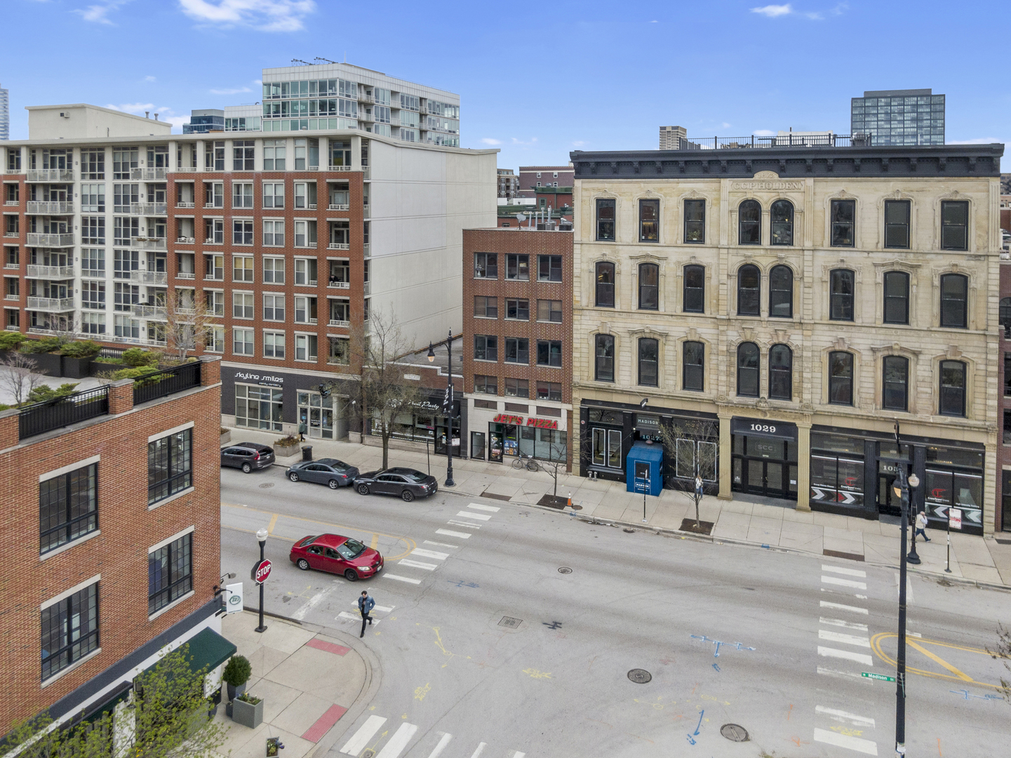 1025 West Madison Street, Unit 4 Chicago, IL 60607 - Photo 24 of 26 a building view