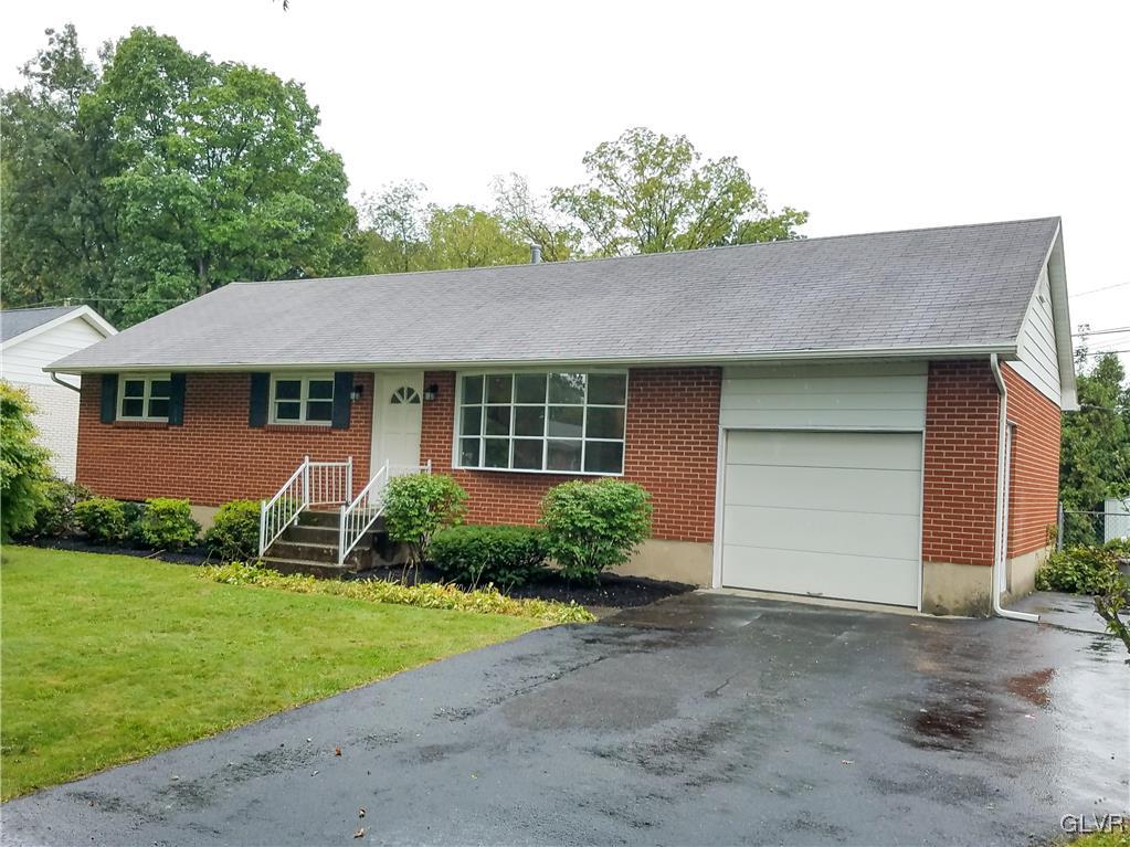 1761 Hampton Road Bethlehem, PA 18020 - Photo 1 of 16 Gallery Image 1