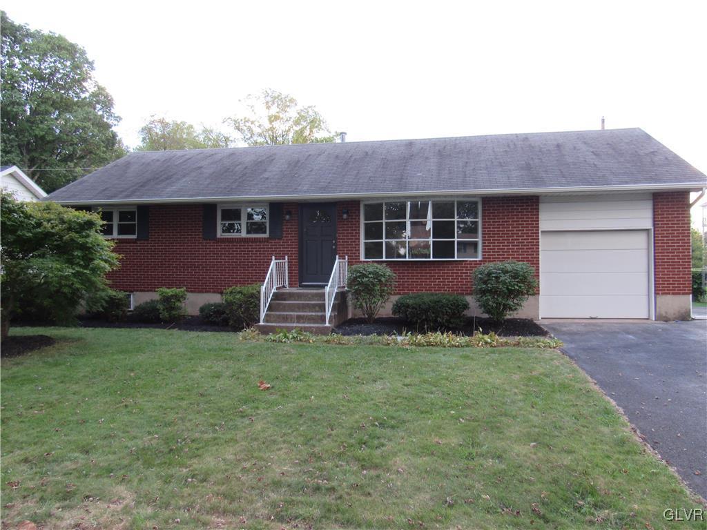 1761 Hampton Road Bethlehem, PA 18020 - Photo 12 of 16 Gallery Image 12