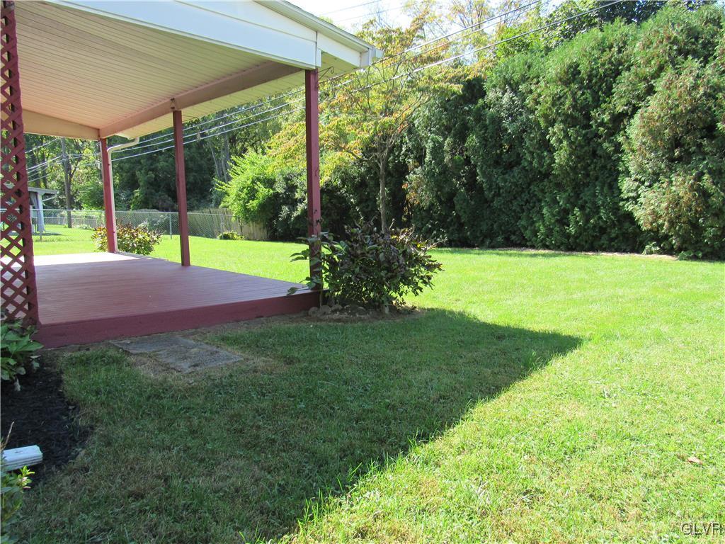 1761 Hampton Road Bethlehem, PA 18020 - Photo 13 of 16 Gallery Image 13