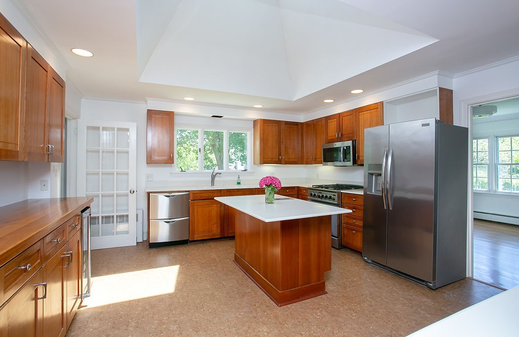 124 Harrison Avenue Newport, RI 02840 - Photo 14 of 48