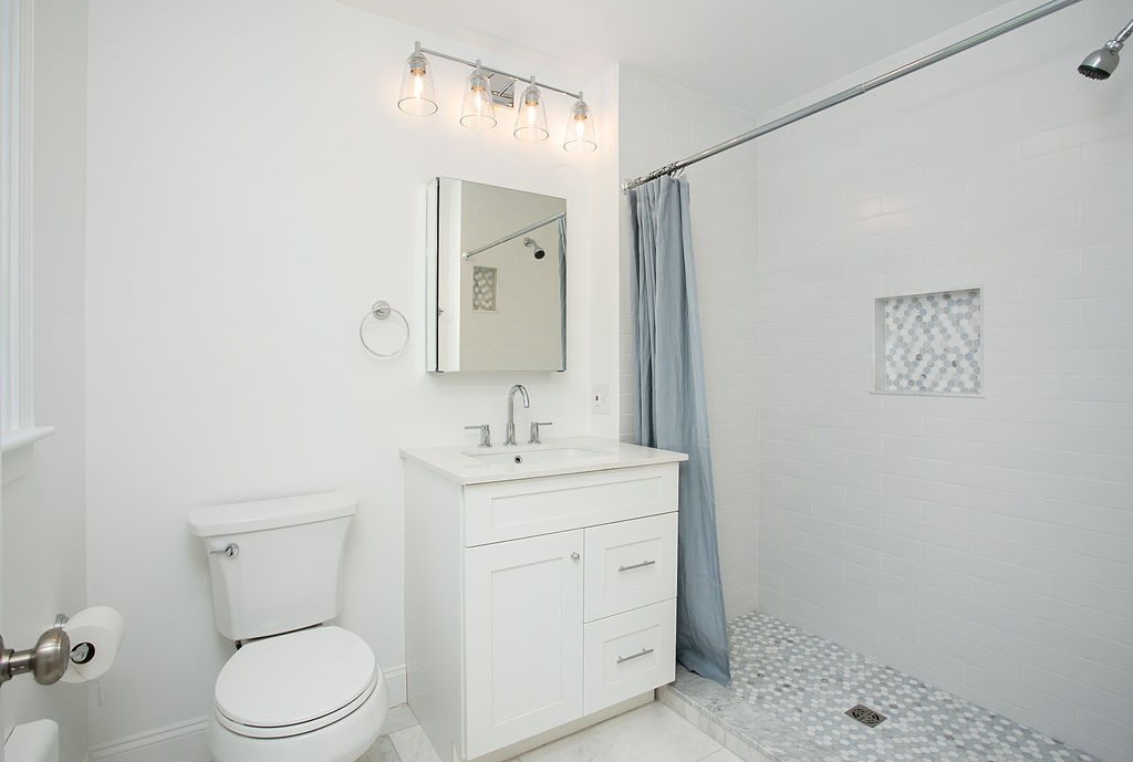 124 Harrison Avenue Newport, RI 02840 - Photo 20 of 48