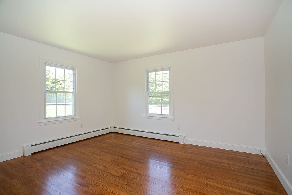 124 Harrison Avenue Newport, RI 02840 - Photo 25 of 48