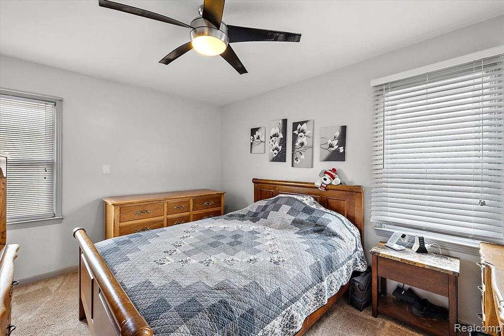 18612 Champaign Road Allen Park, MI 48101 - Photo 11 of 28 Gallery Image 11
