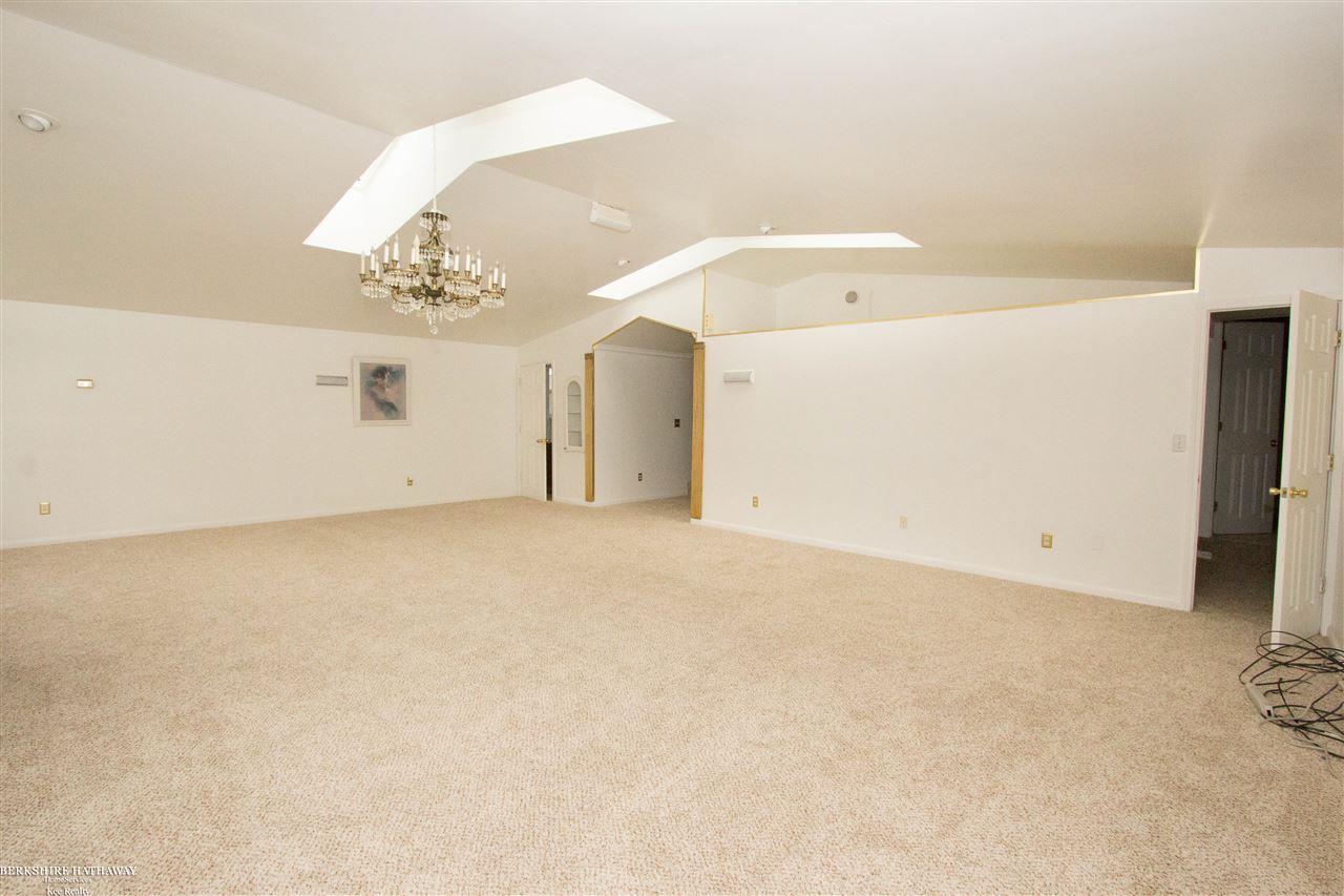 80195 Van Dyke Road Romeo, MI 48065 - Photo 16 of 33