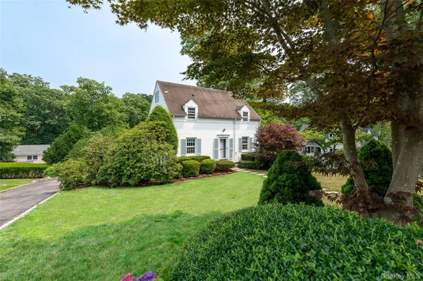 $1,295,000 | 21 Braxmar Drive South, Harrison, NY 10528