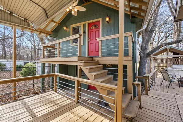 $449,900 | 1053 Paradise Cove Road, Pottsboro, TX 75076