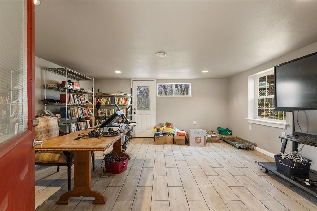 1053 Paradise Cove Road Pottsboro, TX 75076 - Photo 18 of 35 Guest house lower level bedroom or bonus room