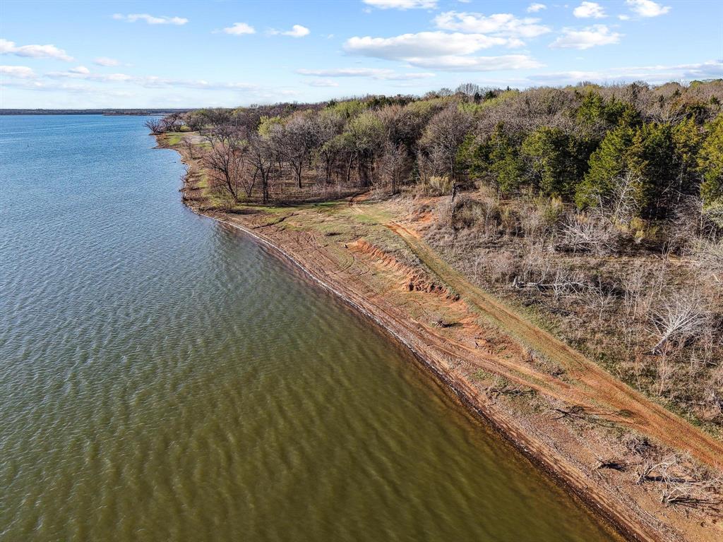1053 Paradise Cove Road Pottsboro, TX 75076 - Photo 34 of 35 Aerial view of beach shoreline
