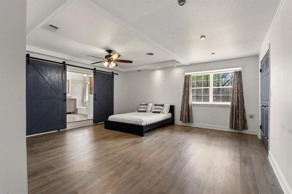 $449,900 | 1053 Paradise Cove Road, Pottsboro, TX 75076