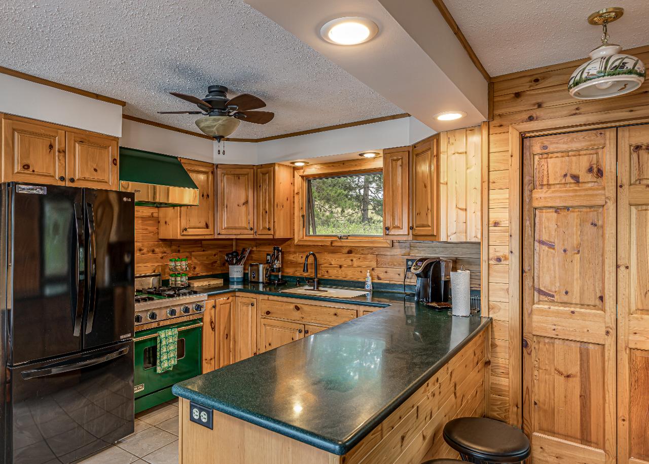 9140 Country Club Road Minocqua, WI 54548 - Photo 4 of 26 Gallery Image 4