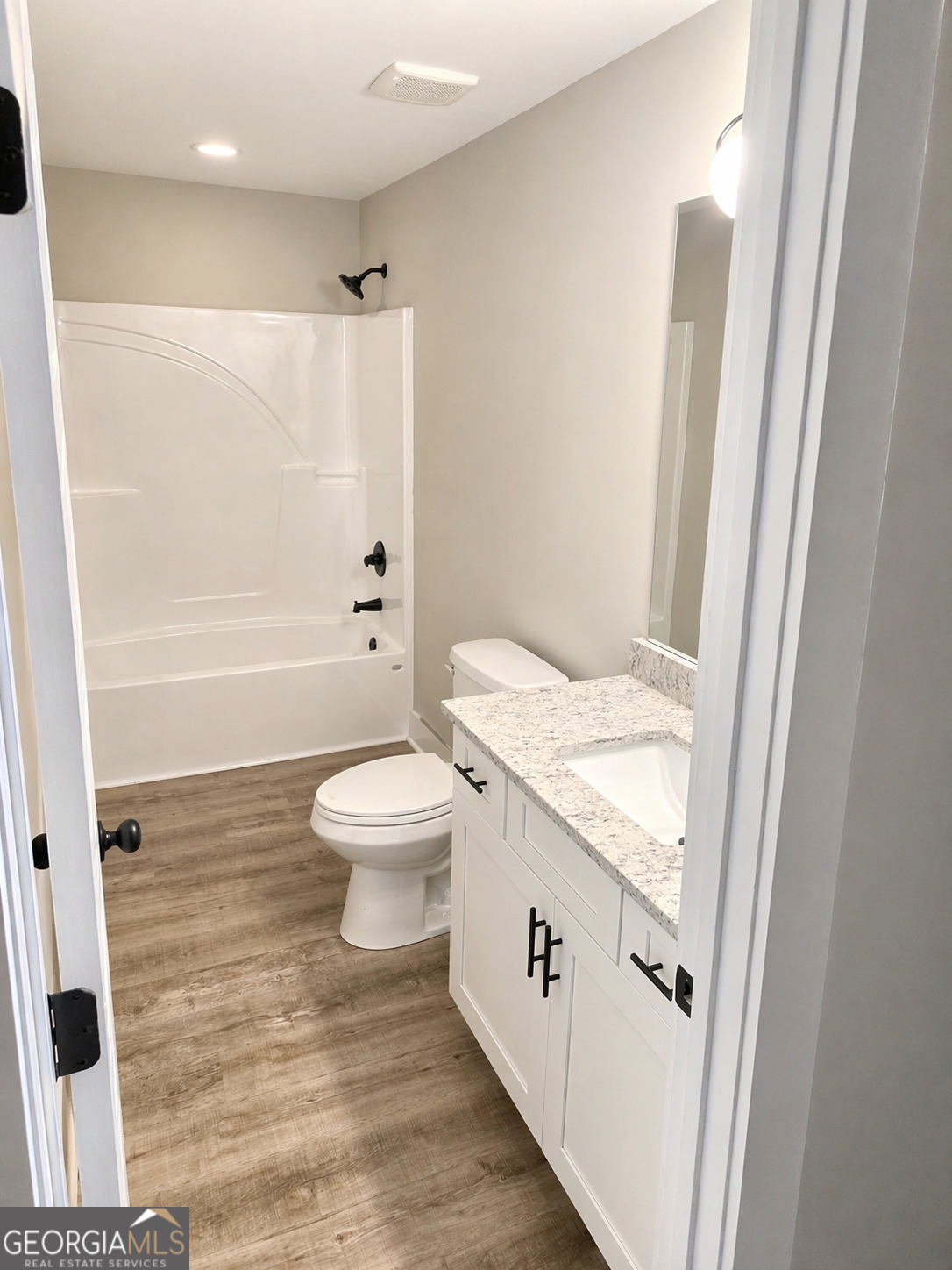 86 Colfax Street Hartwell, GA 30643 - Photo 4 of 6