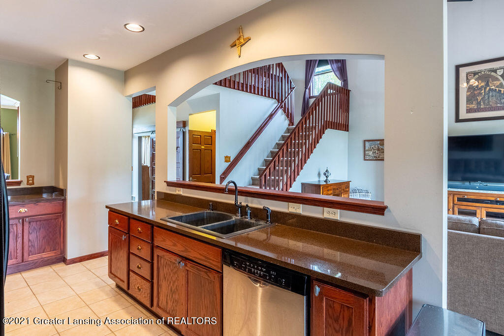 4218 Benjamin Road Perry, MI 48872 - Photo 12 of 63 Final-8