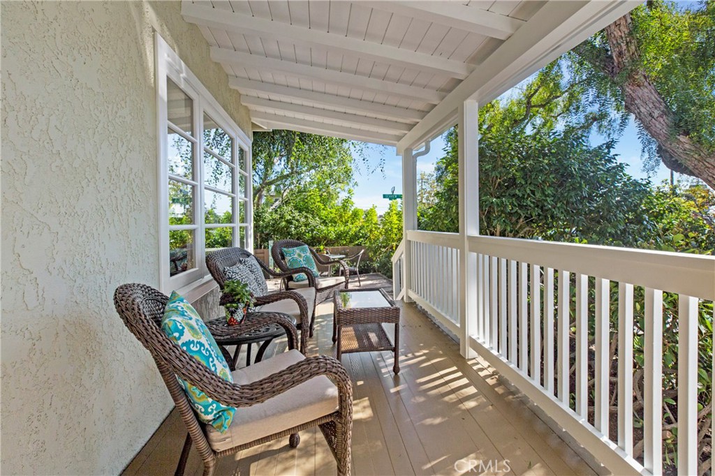 508 Seaview Street Laguna Beach, CA 92651 - Photo 4 of 28 a view of balcony with furniture and garden