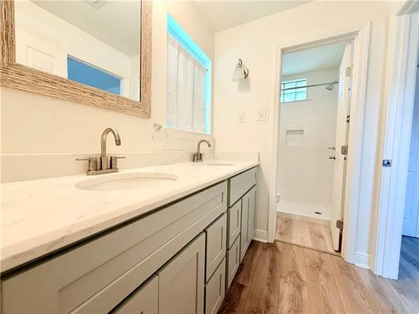 $2,300 | 1912 Concord Road, Terrytown, LA 70056