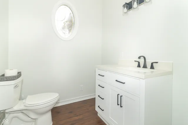 $405,000 | 707 Fairington Way, Alexandria, IN 46001