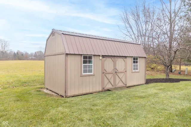 $405,000 | 707 Fairington Way, Alexandria, IN 46001