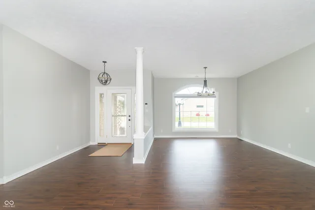 $405,000 | 707 Fairington Way, Alexandria, IN 46001