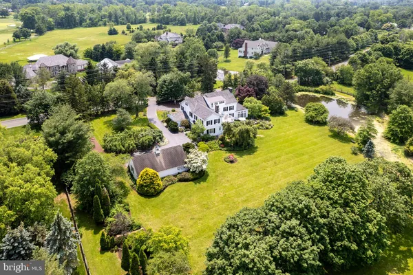 a view of a lake with houses