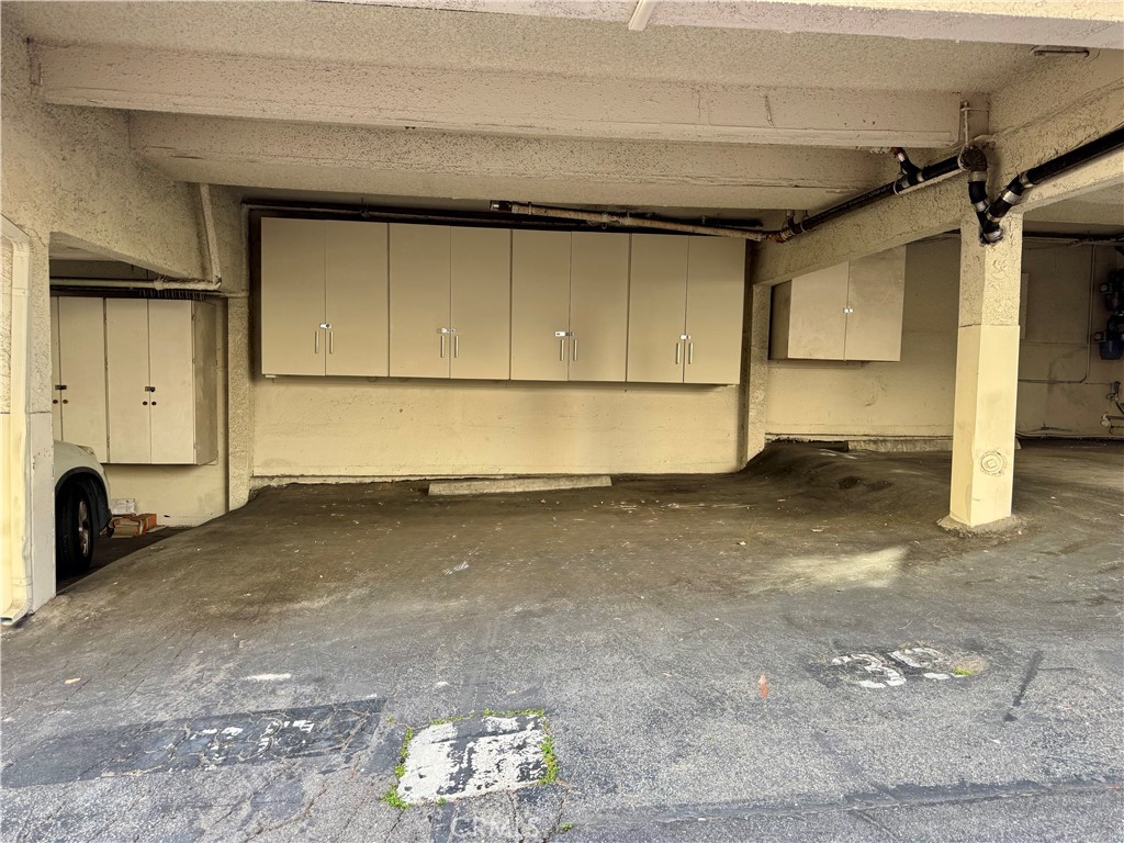 1523 East Windsor Road, Unit 105B Glendale, CA 91205 - Photo 32 of 34