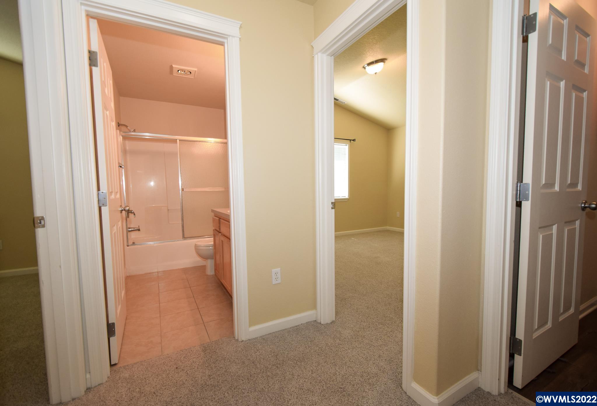 1258 Barnick Road Northeast Keizer, OR 97303 - Photo 17 of 25 Gallery Image 17