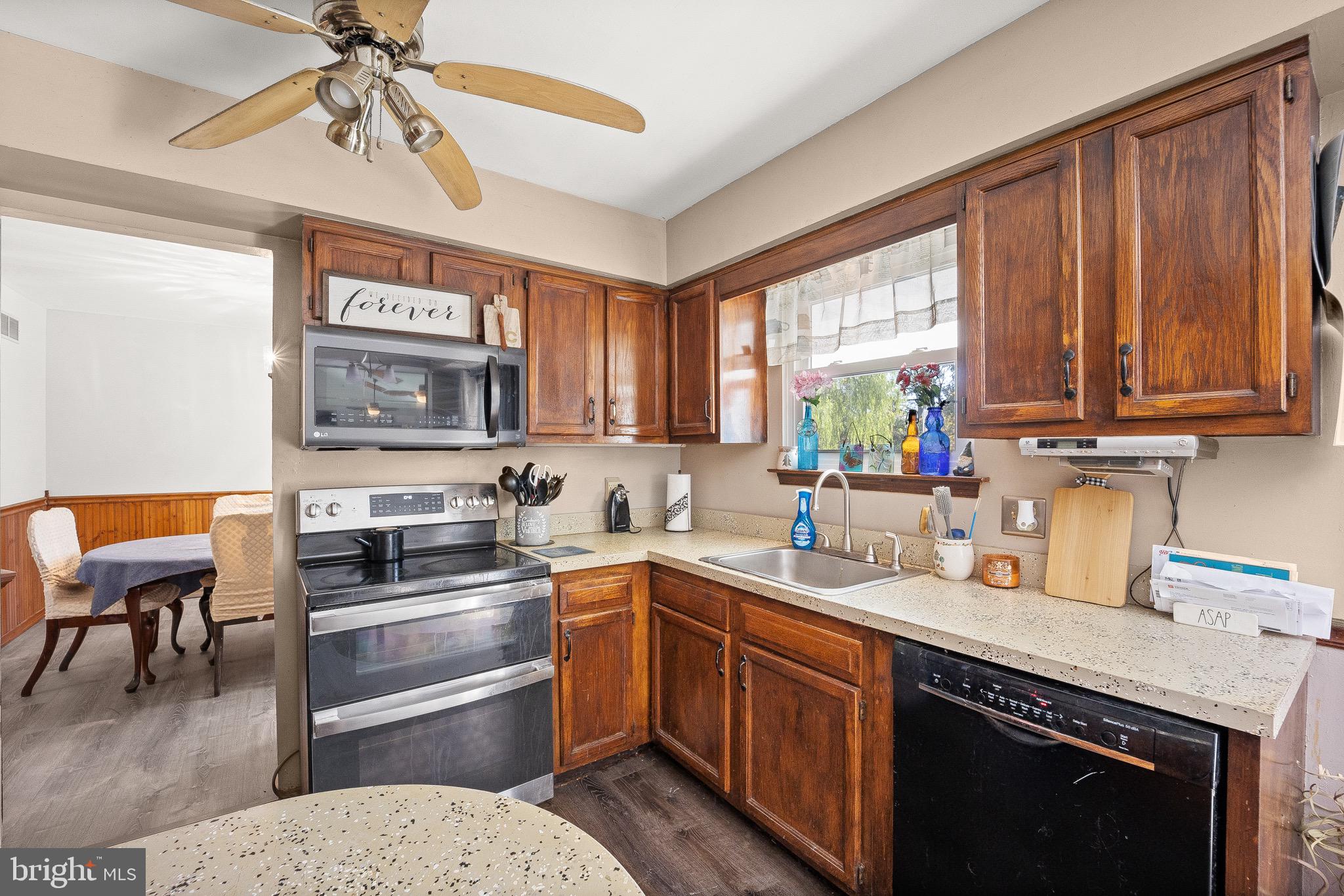 67 Barley Road Ivyland, PA 18974 - Photo 11 of 55