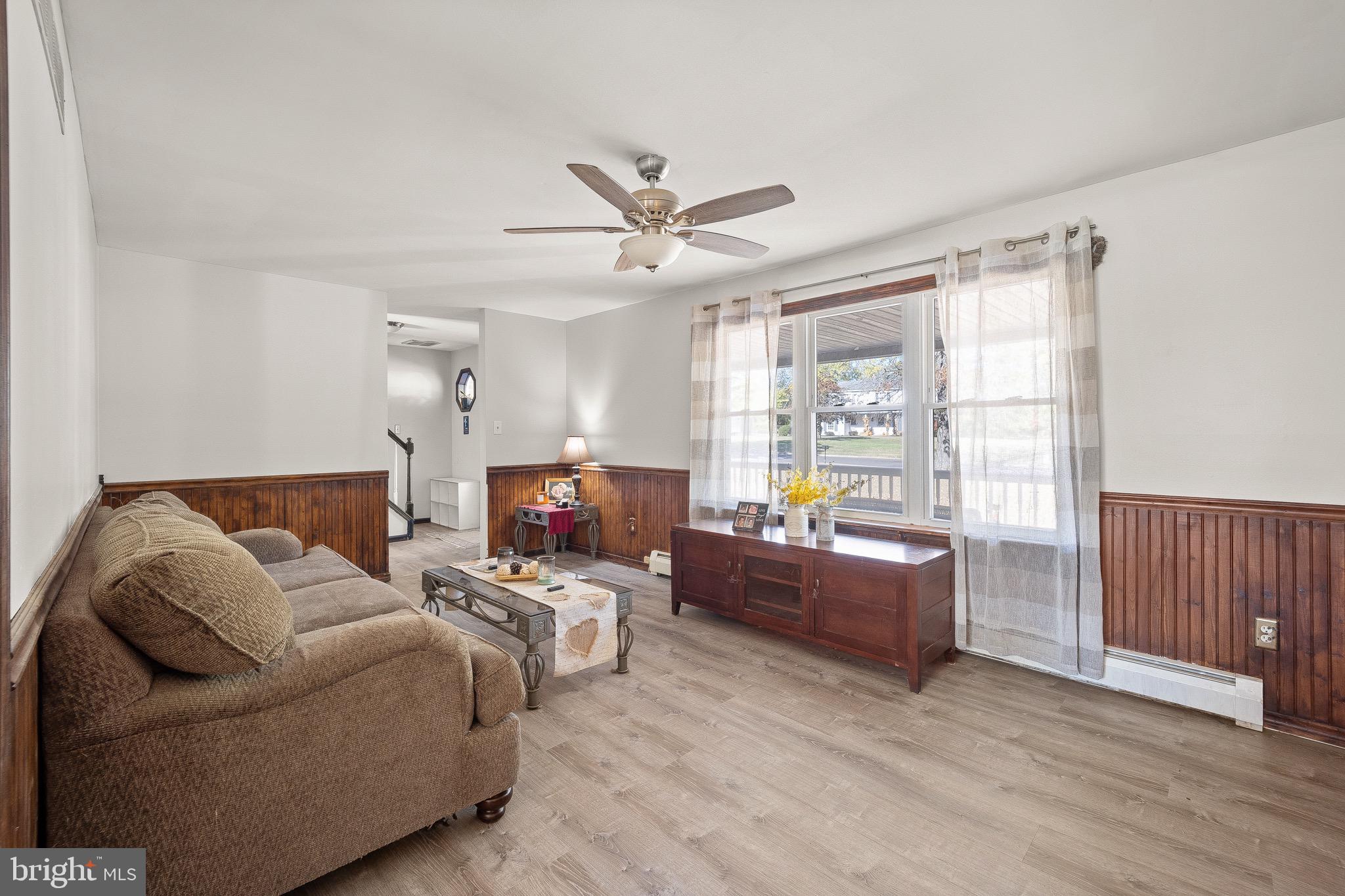 67 Barley Road Ivyland, PA 18974 - Photo 7 of 55