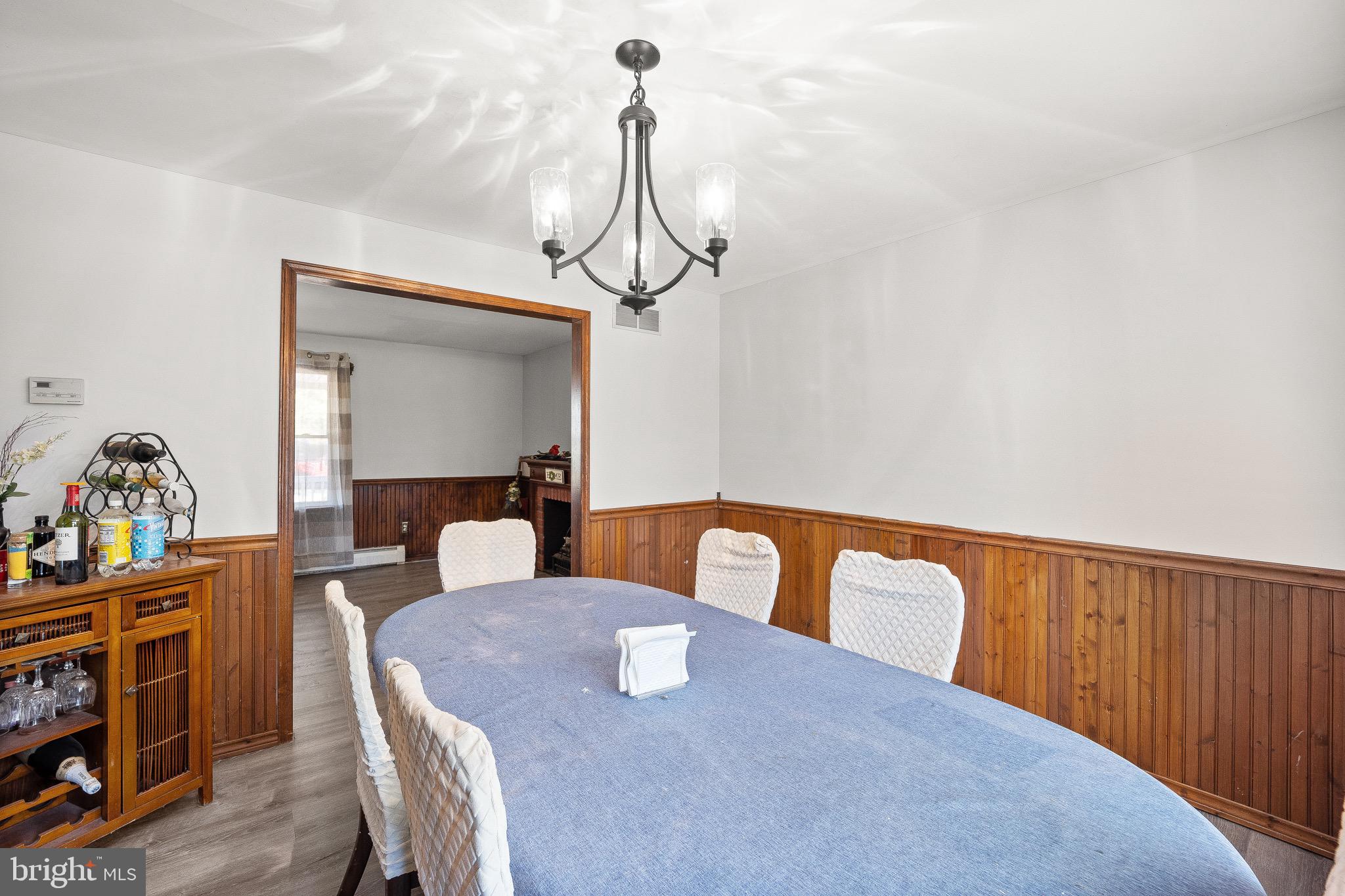 67 Barley Road Ivyland, PA 18974 - Photo 9 of 55
