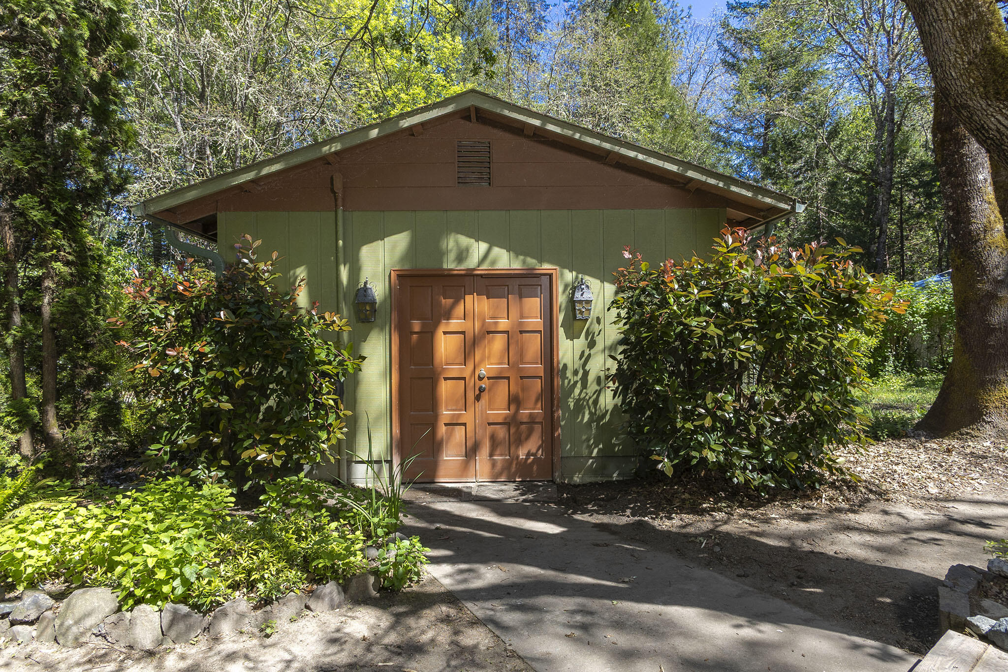 2601 Sand Creek Road Grants Pass, OR 97527 - Photo 31 of 71 30