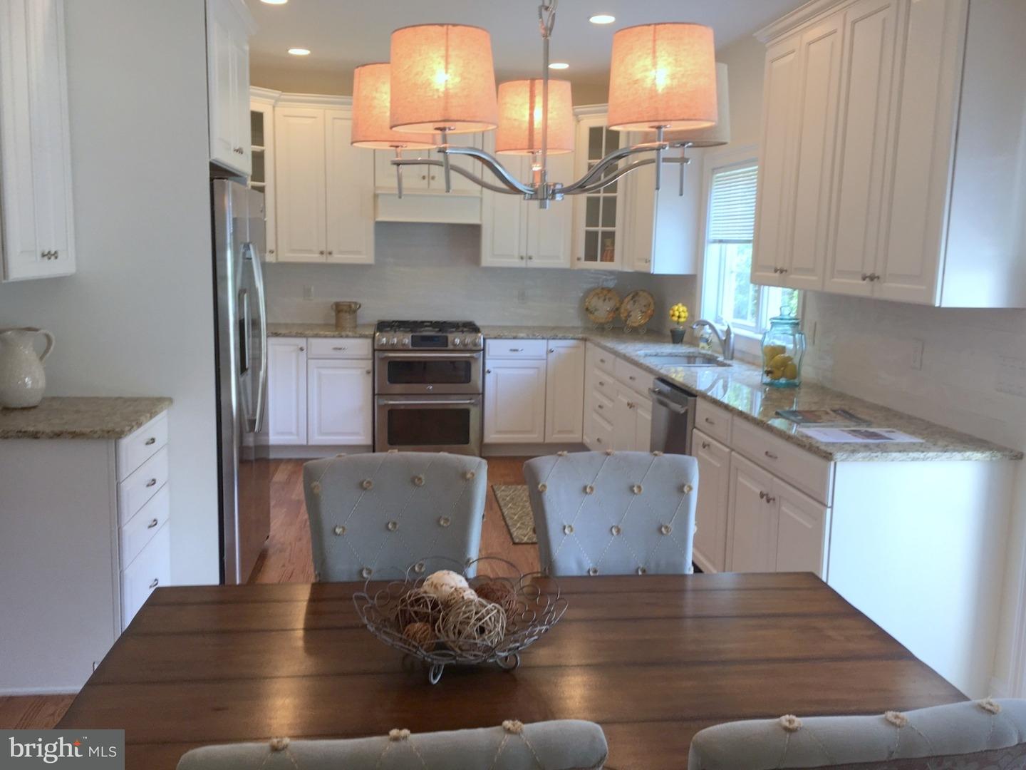 42 Harris Road Princeton, NJ 08540 - Photo 3 of 24