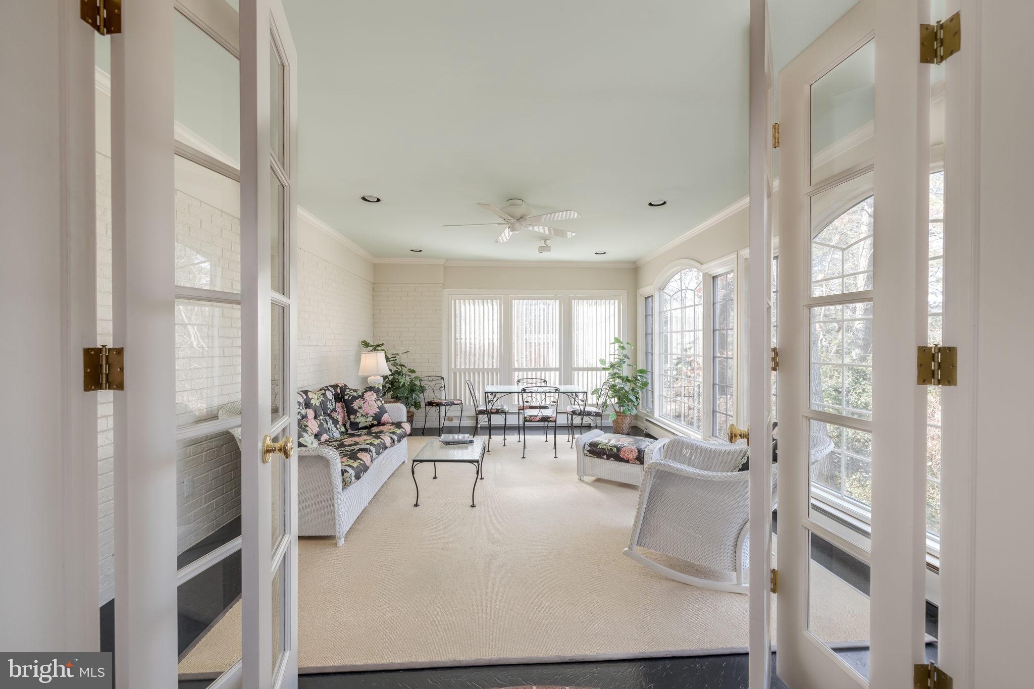 4425 33rd Road North Arlington, VA 22207 - Photo 11 of 32