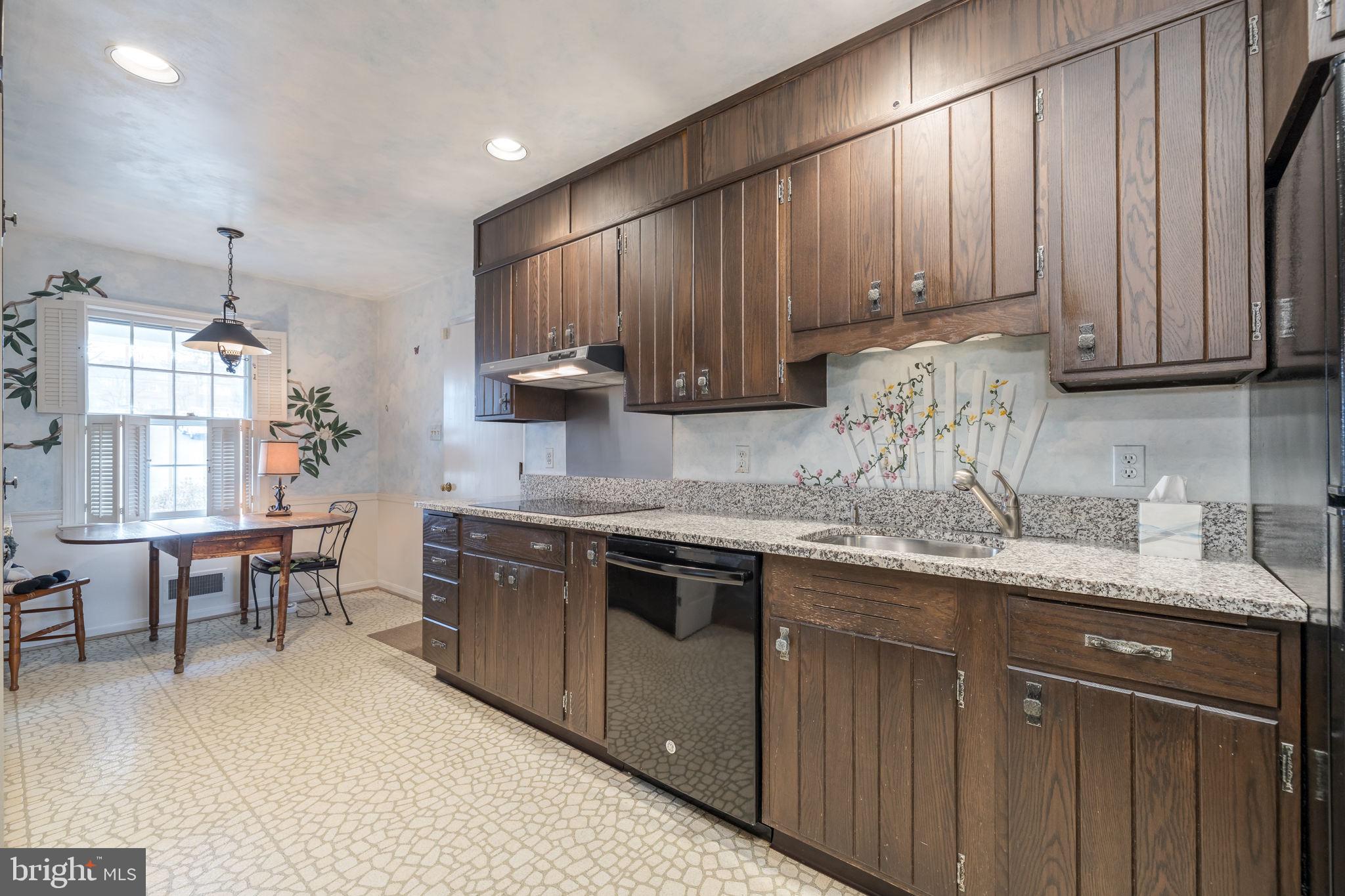 4425 33rd Road North Arlington, VA 22207 - Photo 15 of 32
