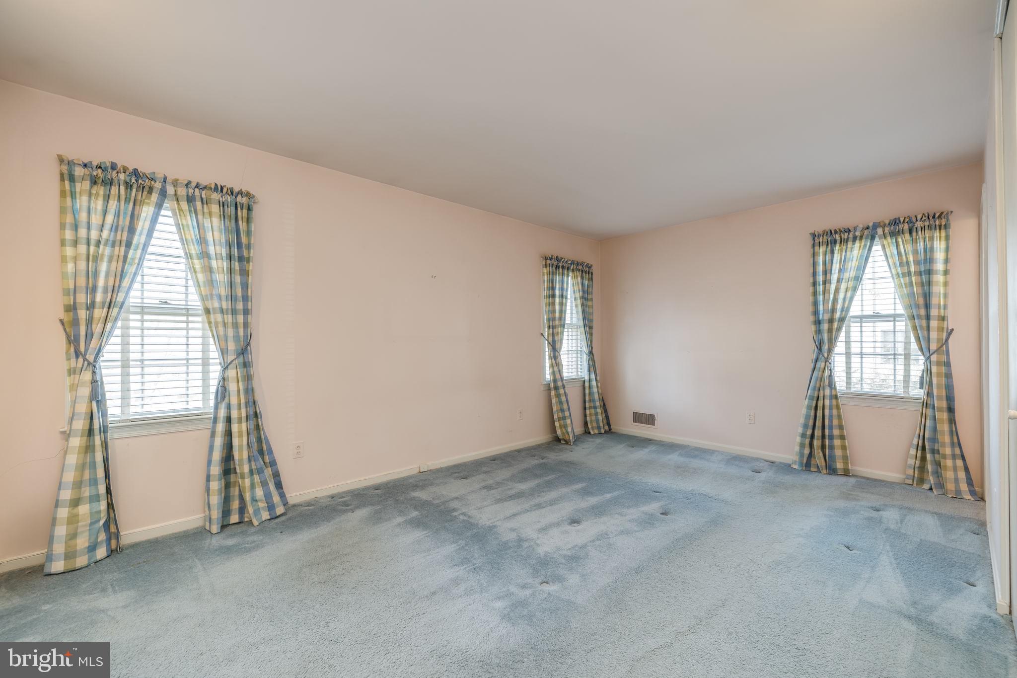 4425 33rd Road North Arlington, VA 22207 - Photo 22 of 32