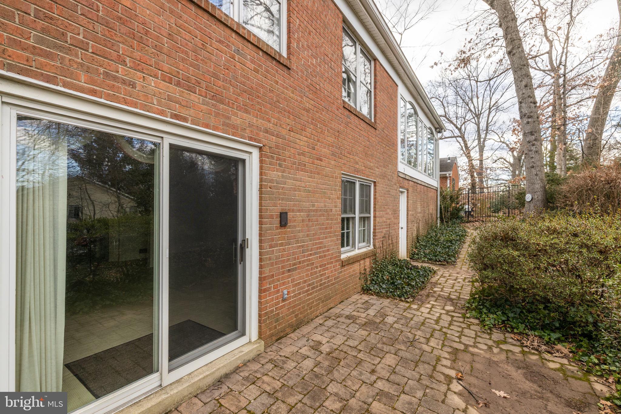 4425 33rd Road North Arlington, VA 22207 - Photo 31 of 32