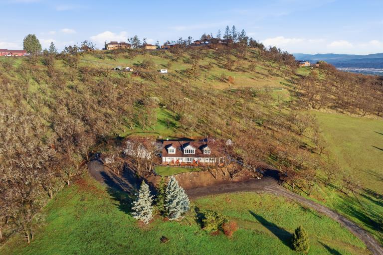 6015 Dark Hollow Road Medford, OR 97501 - Photo 89 of 95 6acuvztk1d