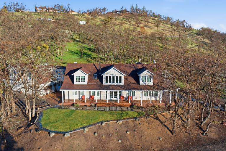 6015 Dark Hollow Road Medford, OR 97501 - Photo 92 of 95 Front