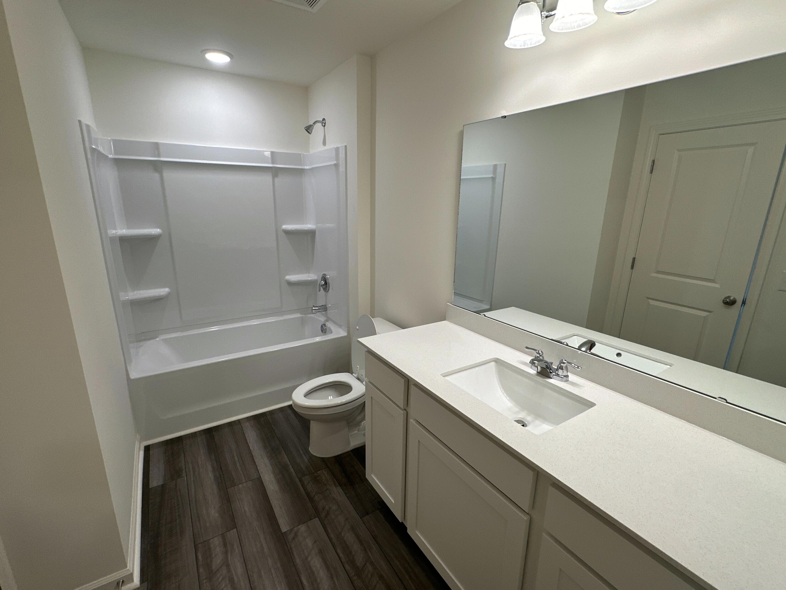 511 Townsford Lane Moncks Corner, SC 29461 - Photo 5 of 16 DJI_20240714_100736_596