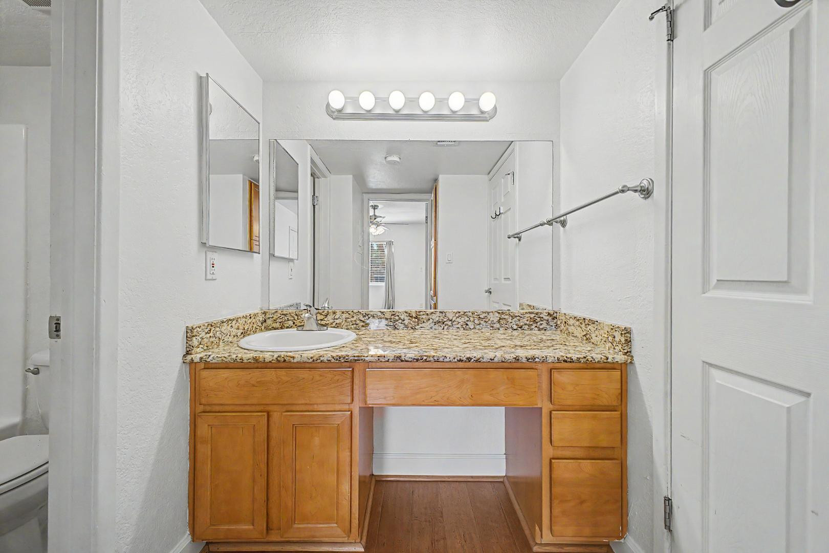 3825 East Camelback Road, Unit 144 Phoenix, AZ 85018 - Photo 17 of 35