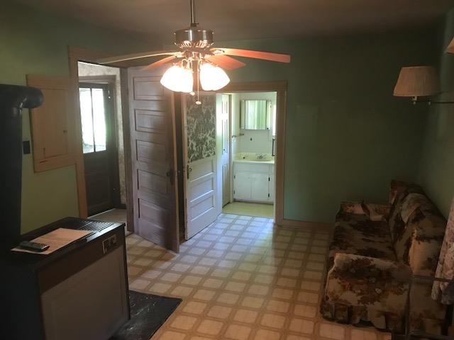 1854 Preacher Holt Road Mount Pleasant, TN 38474 - Photo 9 of 30 Den off Kitchen