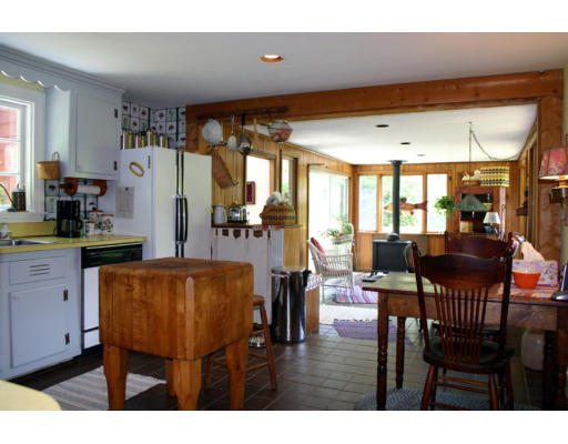 131 Concord Road Wayland, MA 01778 - Photo 5 of 14