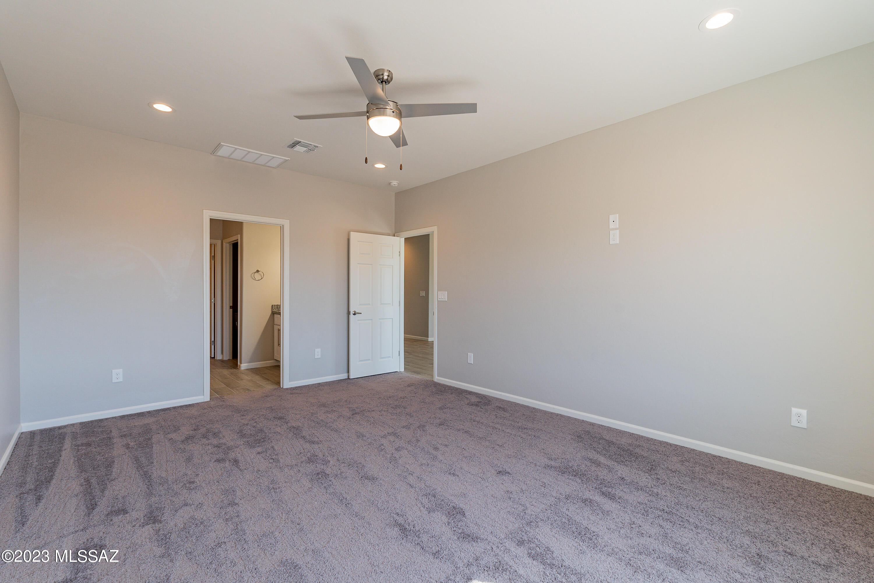 1802 Birmania Corte, Unit 9 Rio Rico, AZ 85648 - Photo 14 of 33