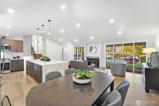 $1,599,999 | 2133 170th Avenue Northeast, Bellevue, WA 98008