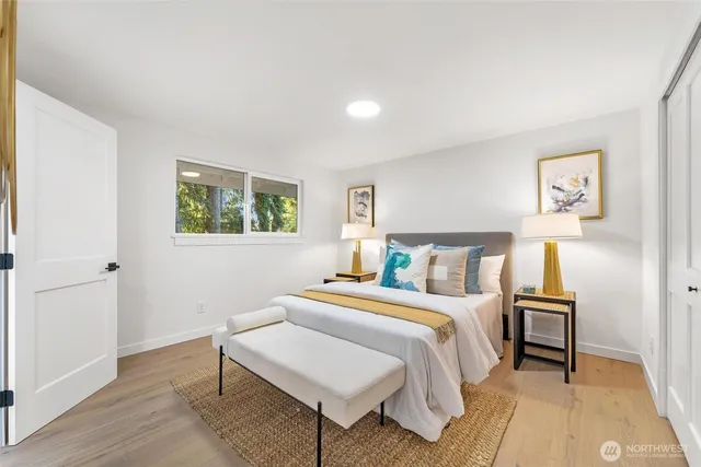 $1,599,999 | 2133 170th Avenue Northeast, Bellevue, WA 98008