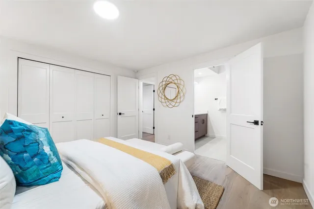 $1,599,999 | 2133 170th Avenue Northeast, Bellevue, WA 98008